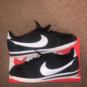 Nine Cortez